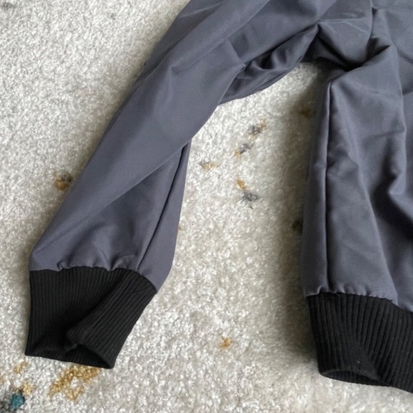 University of Delaware Blue Hens Very Lightweight Jacket Gray Medium - Picture 5 of 8